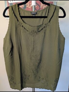 $15 Torrid Size 0/12 Olive Green Embroidered Eyelet Lace Tank Top Boho EUC